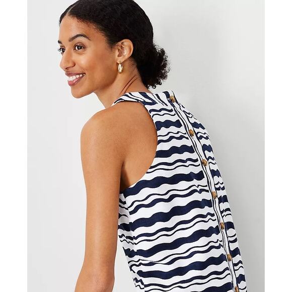 Ann Taylor Wave Button Back Halter Top Medium Petite - Picture 2 of 10